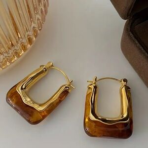 Gold plated coffee coloured resin Hoop earrings